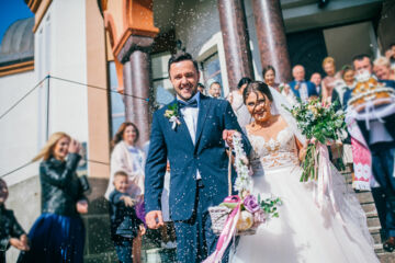 Langue, identité et cérémonie : quand les mariages deviennent des manifestes culturels