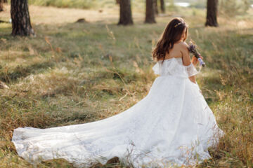 S’asseoir avec une robe à cerceau : 5 conseils pratiques pour les mariées