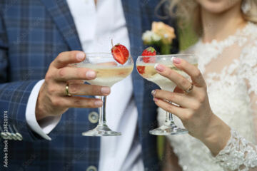 Cocktail signature des mariés : 6 idées de présentation chic et originale pour le vin d'honneur
