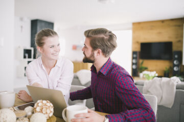 Vie maritale et finances : comment aborder la question du compte commun sans se disputer ?