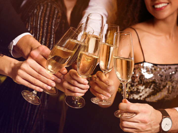 Dry january : sans alcool, la fête est-elle vraiment plus folle ?