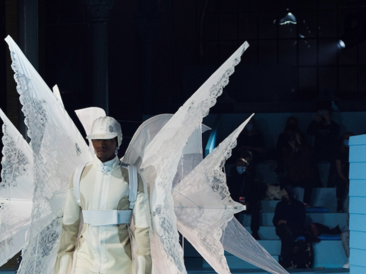 Unisexe, confortable et audacieux, le vestiaire masculin se réinvente à la Paris Fashion Week