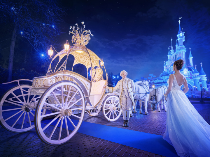 Une réception de mariage, digne des contes de fée, à Disneyland Paris ?