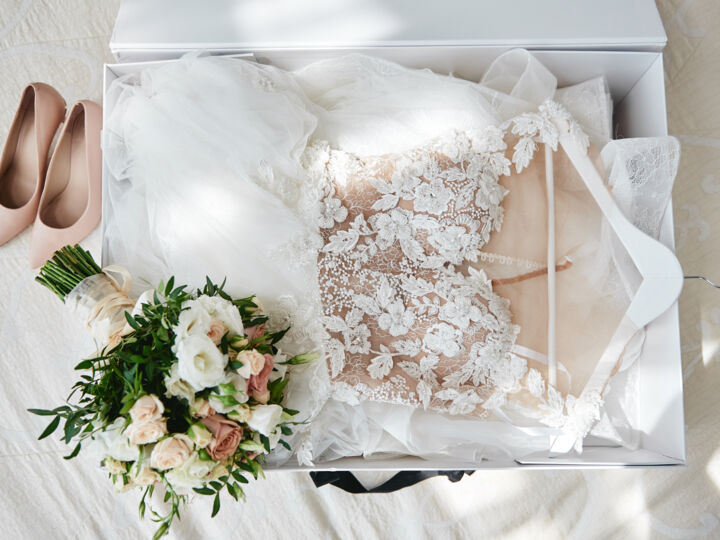 Quelque chose de neuf, de vieux, d'emprunté et de bleu pour porter bonheur à la mariée