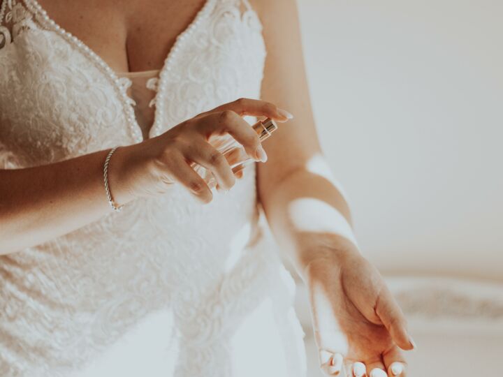 Comment choisir le parfum qui vous accompagnera tout au long de votre mariage ?