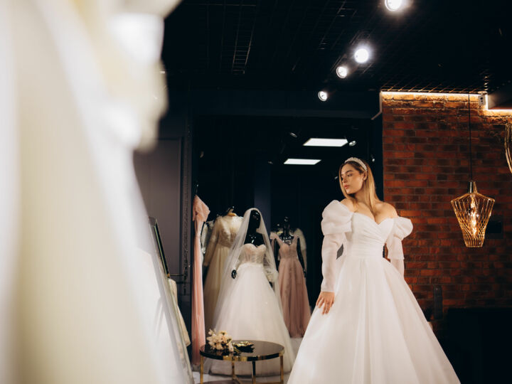 La signification des couleurs dans les robes de mariée - ABC Salles