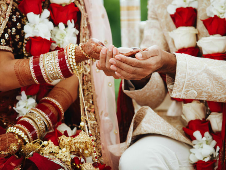 Quels sont les frais à prévoir pour une cérémonie de mariage hindou ?