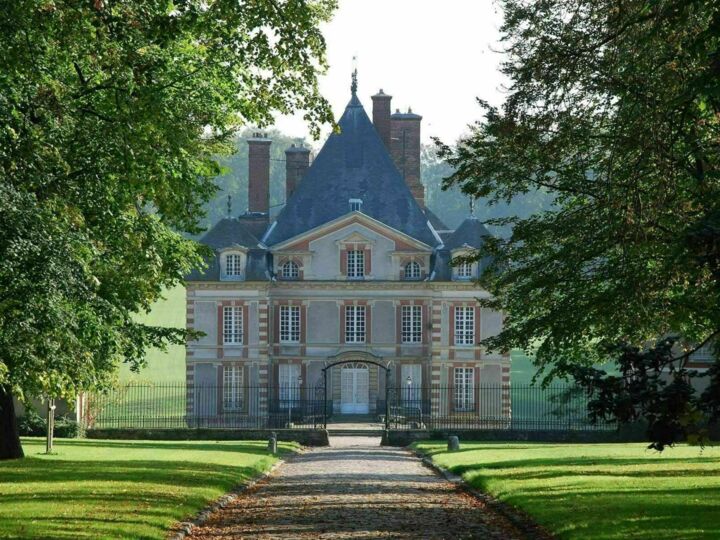 8 châteaux d'exception à privatiser pour une réception de mariage en Île-de-France
