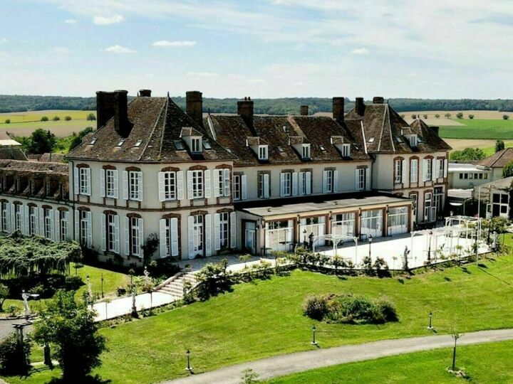 7 châteaux à privatiser le temps d'une réception de mariage en Bourgogne-Franche-Comté