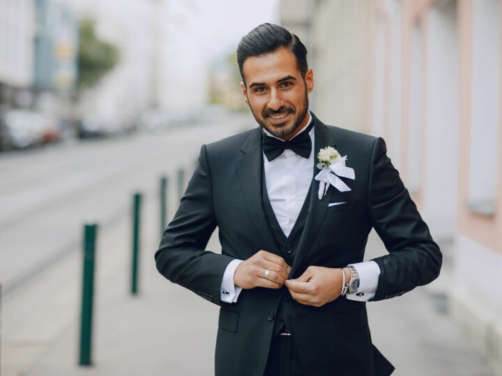 Les particularités du costume trois-pièces, incontournable du vestiaire du marié