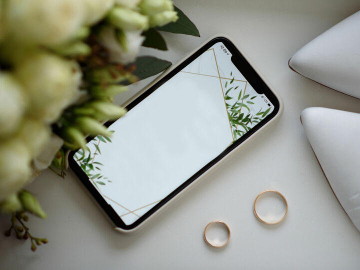 Faire-part numérique de mariage : les erreurs à éviter pour ne pas froisser vos invités