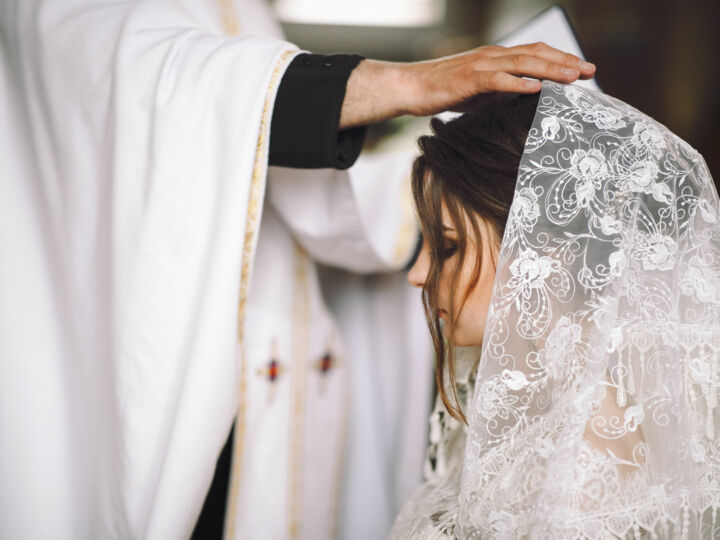 Fêtes sacrées, périodes de deuil : quand ne pas se marier selon les religions