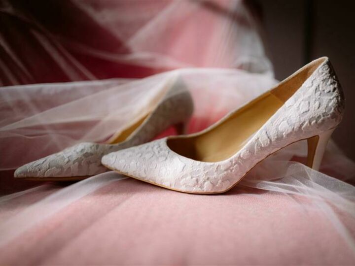 Voile, chaussures, bijoux : l'art de protéger correctement ses accessoires de mariage avant la cérémonie