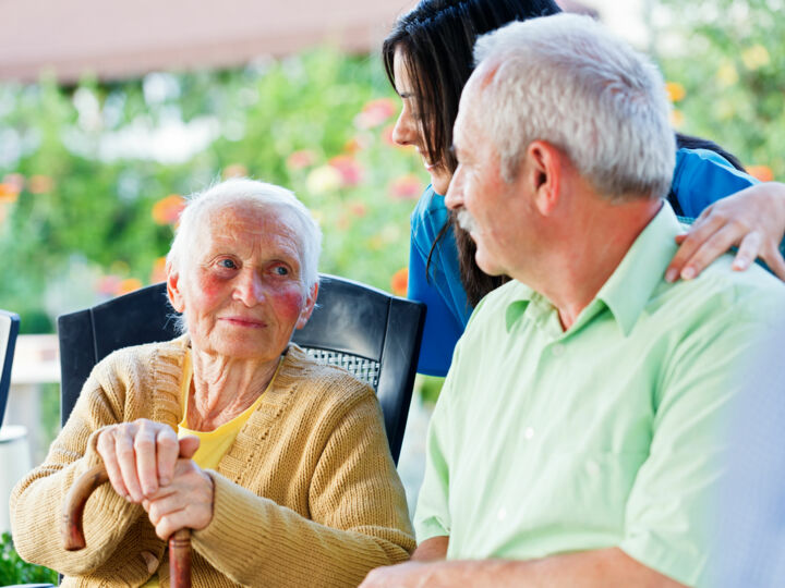 Pension alimentaire : quand le mariage impose aux gendres et brus de prendre soin de leurs beaux-parents
