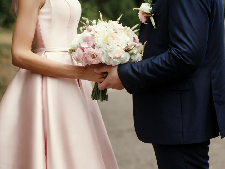 Quand l’amour dépasse les étiquettes : 7 conseils pour un mariage entre deux mondes
