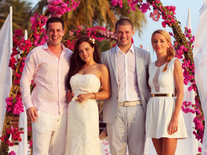 Tenues de mariage en été : que porter quand il fait (très) chaud ?