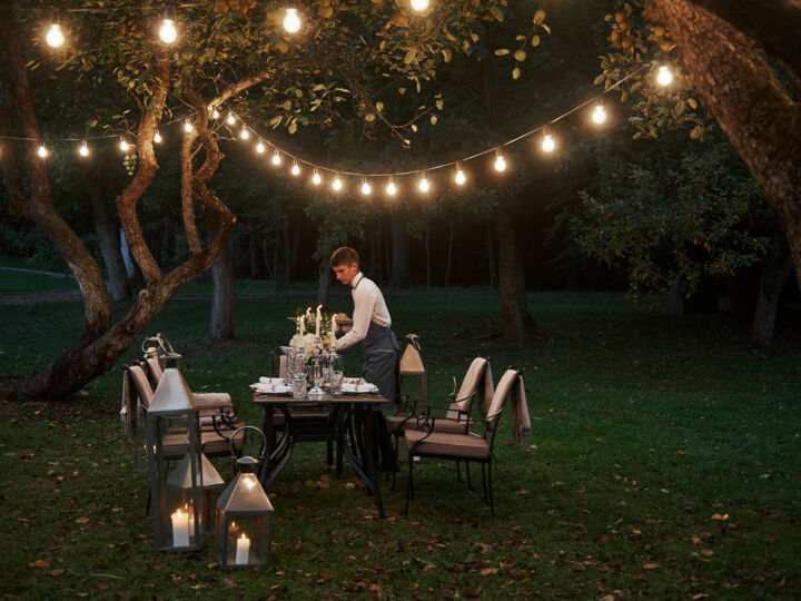 Première impression réussie : Comment organiser un welcome dinner parfait