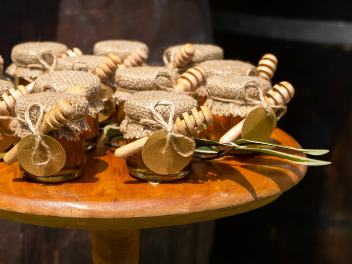 10 idées déco pour les futurs mariés passionnés d'apiculture