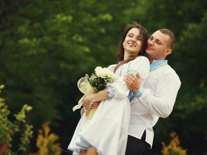 Chill the dress : la séance photo où l’on célèbre le lendemain