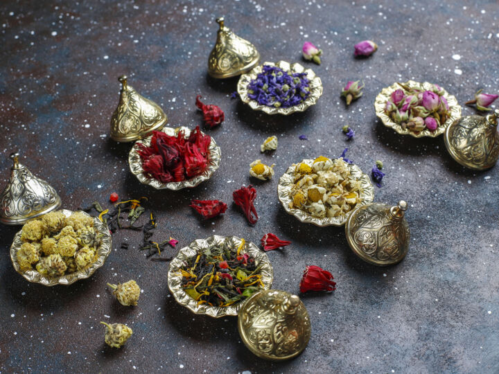 De l’encens à la résine : ces matières brutes qui parfument les mariages traditionnels