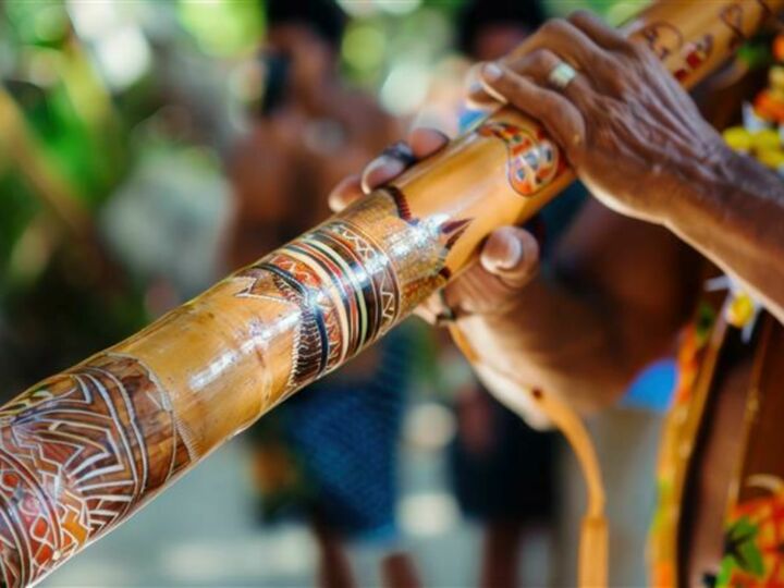 Un mariage au son du didgeridoo : traditions aborigènes et spiritualité