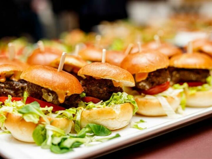 Pourquoi oser le bar à burgers pour vos événements ?