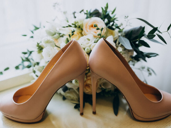 Quels talons porter avec quelle robe pour un mariage ?
