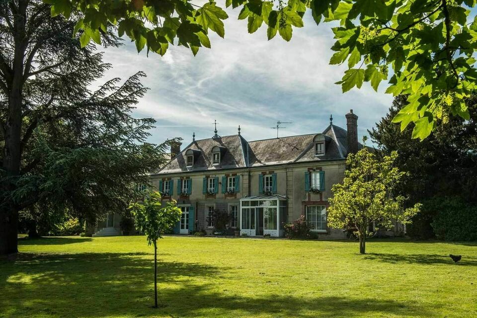ABC Salles - La Ferme d'Armenon, située à 30 km de Paris.