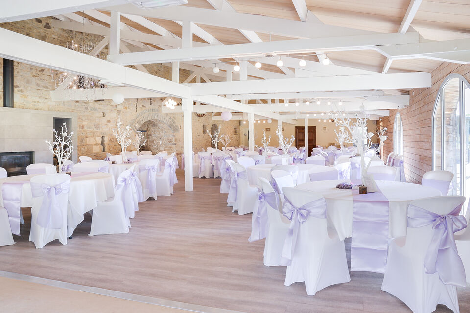 ABCSalles - Salle de réception lors d'un mariage du Domaine de la Cour