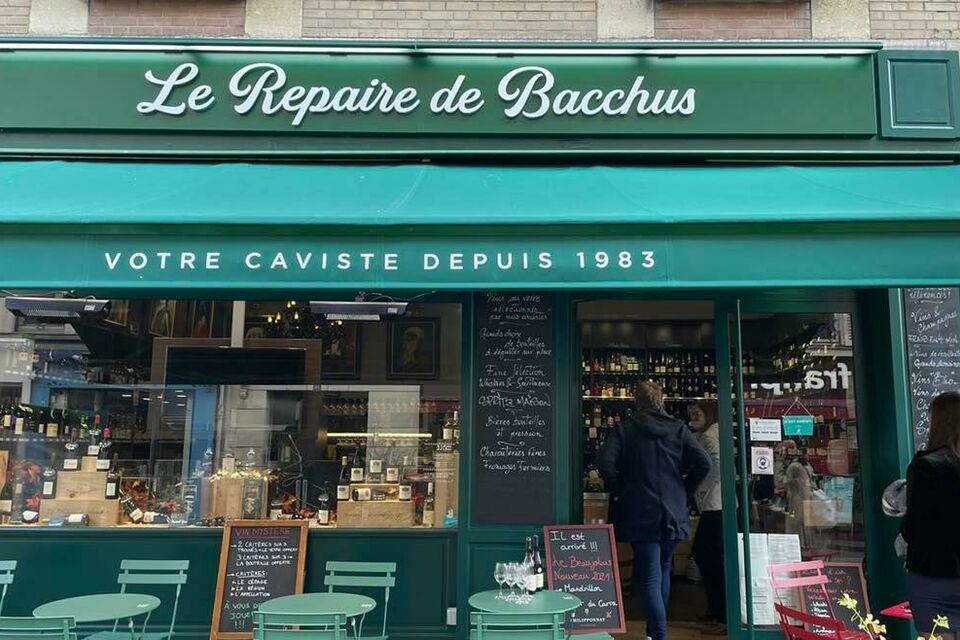 ABC Salles - par Camille Gouin - Devanture du caviste le Repaire de Bacchus, dans le 14ème arrondissement de Paris 