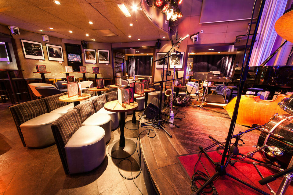 ABC Salles - Le Duc des Lombards est un club de jazz et un restaurant incontournable de Paris. Idéal pour une Saint-Valentin tout en musique. 