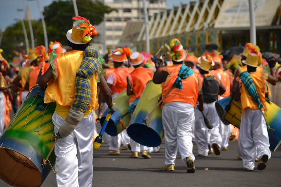 Adobe Stock - Photo d'illustration - Ici, une photo du carnaval de la Guadeloupe. La Guadeloupe retrouve le plaisir des festivités avec l'allègement des restrictions sanitaires sur l'île.