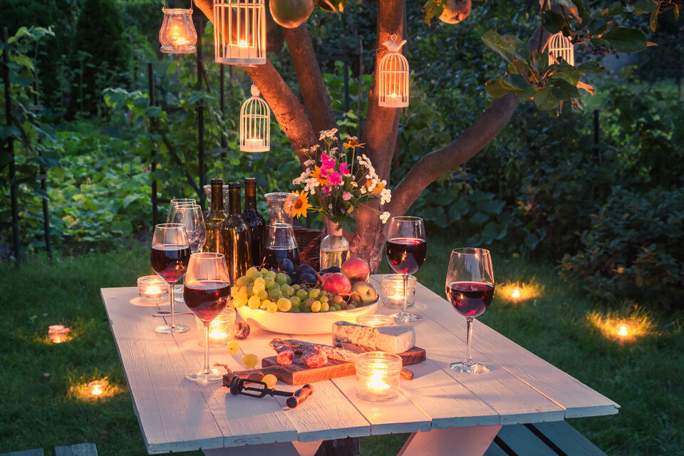 Adobe Stock - Photo d'illustration - Pour célébrer l'arrivée du printemps, bon nombre de personnes décident d'organiser des fêtes en son honneur, en décorant leur salles de réceptions de fleurs et d'autres éléments qui rappellent cette belle saison.