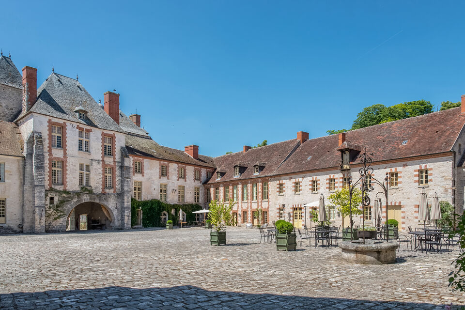 ABC Salles - Le Château de Farcheville se situe à proximité d'une salle d'escalade, pour vous aider à animer vos fêtes d'anniversaire ou team building.