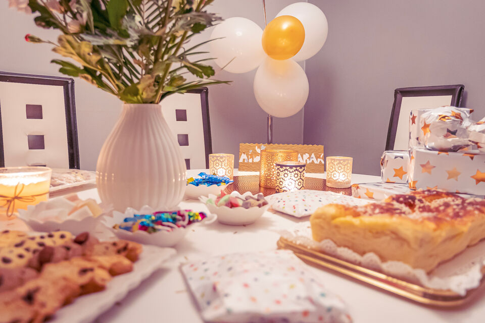 VRAI ensemble de décoration de fête d'anniversaire Maroc