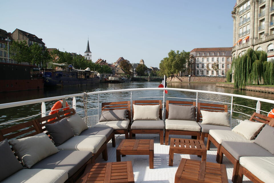 ABC Salles - découvrez Strasbourg par les flots avec les bateaux de l'Ill