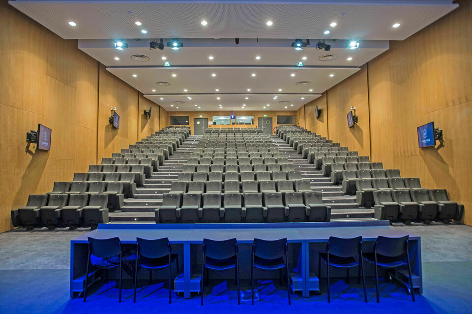 ABC Salles - Centre national de Football - Organisez une conférence ou un séminaire de motivation pour votre entreprise dans LE lieu emblématique du Football Français