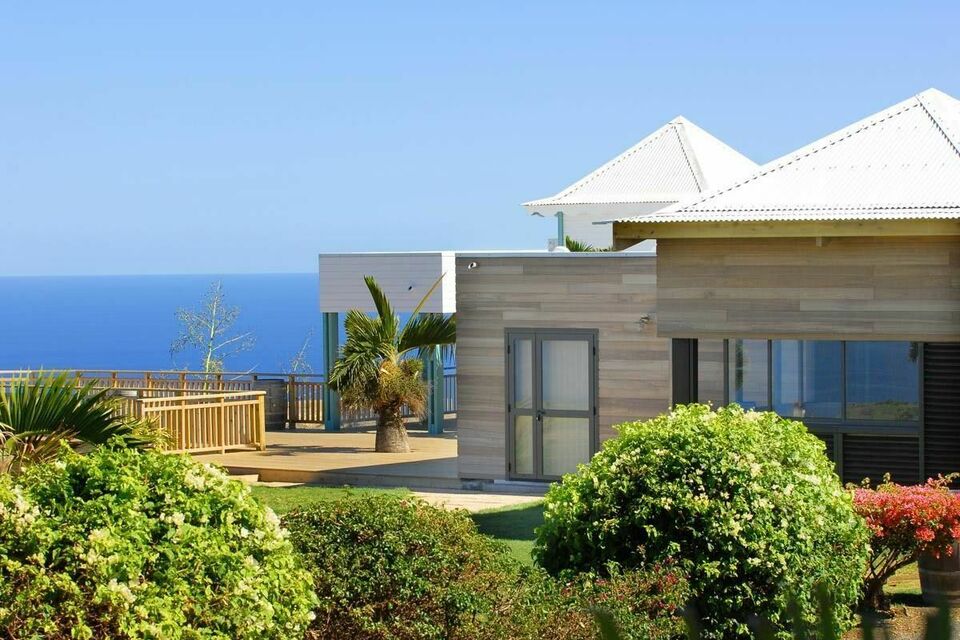 ABC Salles - Le Golf du Bassin Bleu bénéficie d'un grand espace avec une vue imprenable pour tous vos invités. 