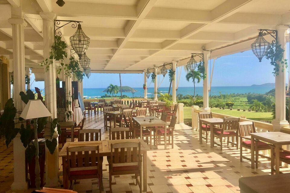 ABC Salles - Le domaine de Saint Aubin est idéal pour un événement avec une vue unique sur les Caraïbes. 