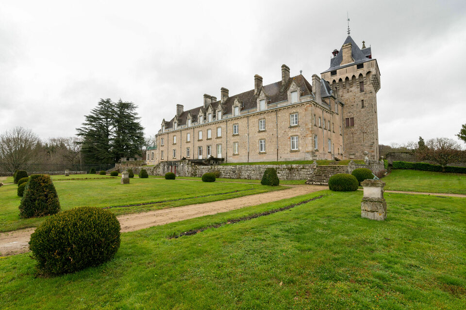 ABC Salles - Le château du Plessis est idéal pour pouvoir organiser un temps fort qui correspond au standing de votre entreprise 