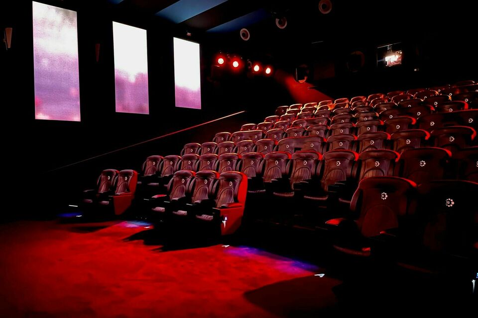ABC Salles - L'une des salles de projection du CGR Cholet. Peut-être celle depuis laquelle diffuser une vidéo retraçant le parcours de votre couple le jour de votre mariage ?