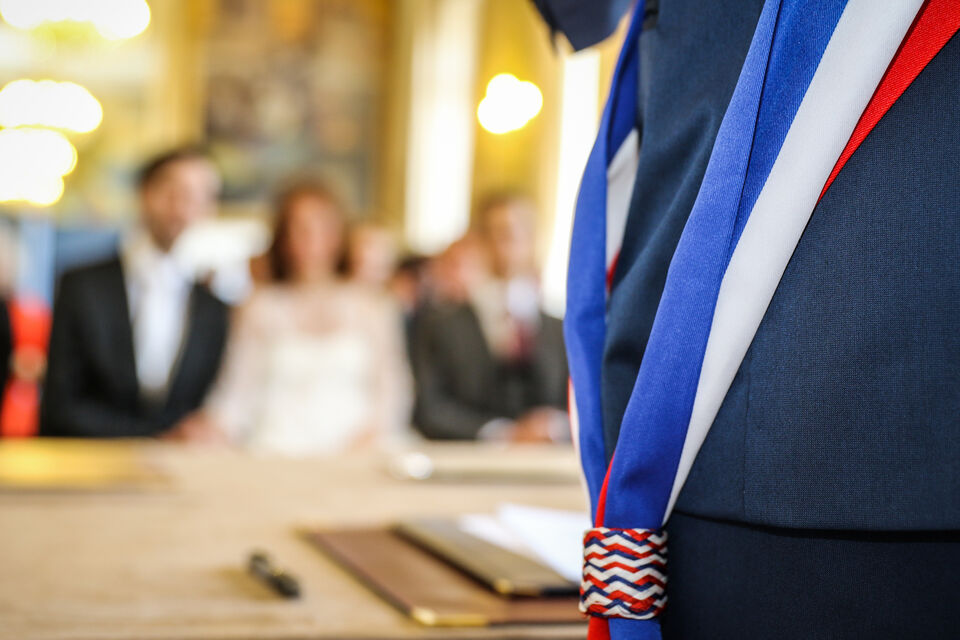 Adobe Stock - photo d'illustration - Un footballeur n'a pas assisté à son propre mariage à cause du travail. En France, sauf exception comme le fait d'être envoyé à la guerre, les deux mariés doivent être présents physiquement lors de la cérémonie. 