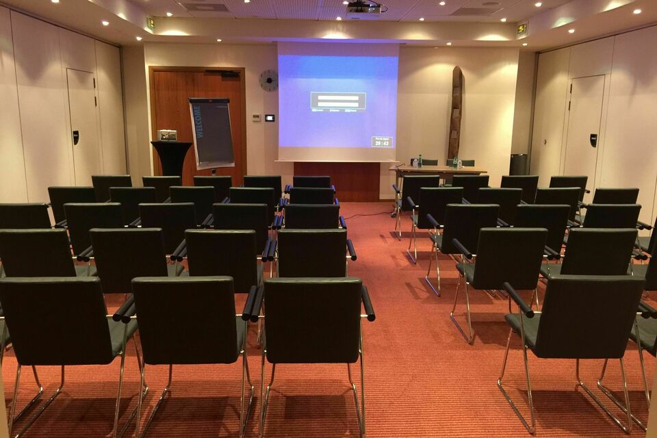 ABC Salles - C'est tout près de l'aéroport de Toulouse que se trouve l'hôtel Pullman. Un établissement qui dispose de 5 salles de réunion.