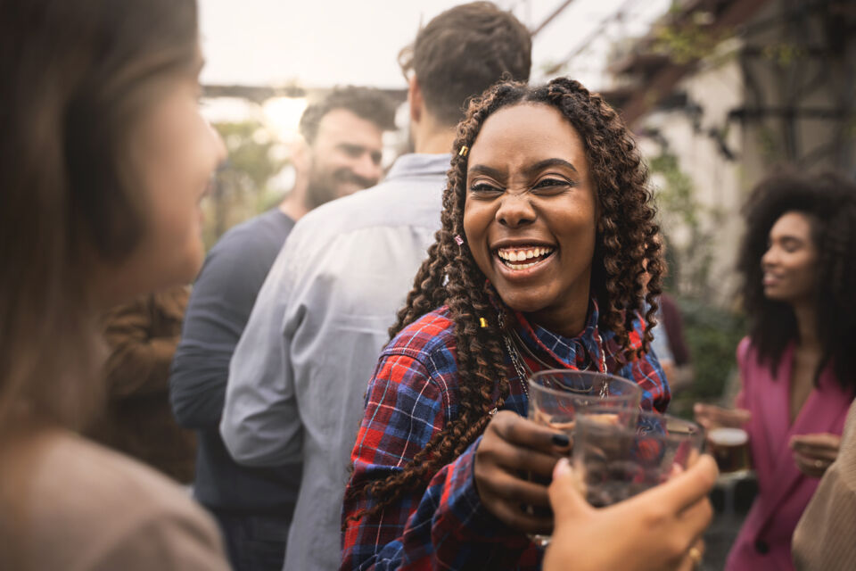 Adobe Stock - Photo d'illustration - Selon de récentes études, le vin n'est plus aussi sollicité par les jeunes, qui lui préfèrent des alternatives non alcoolisées.
