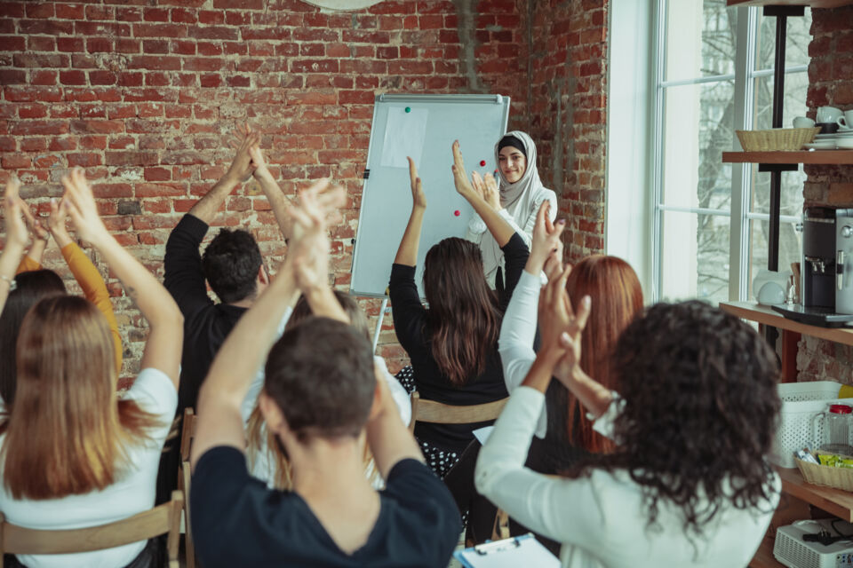 AdobeStock - Image d'illustration - L'inclusivité, placée au coeur de toutes les préoccupations, semble être une donnée essentielle qui pourrait améliorer le bonheur et la productivité des participants. 