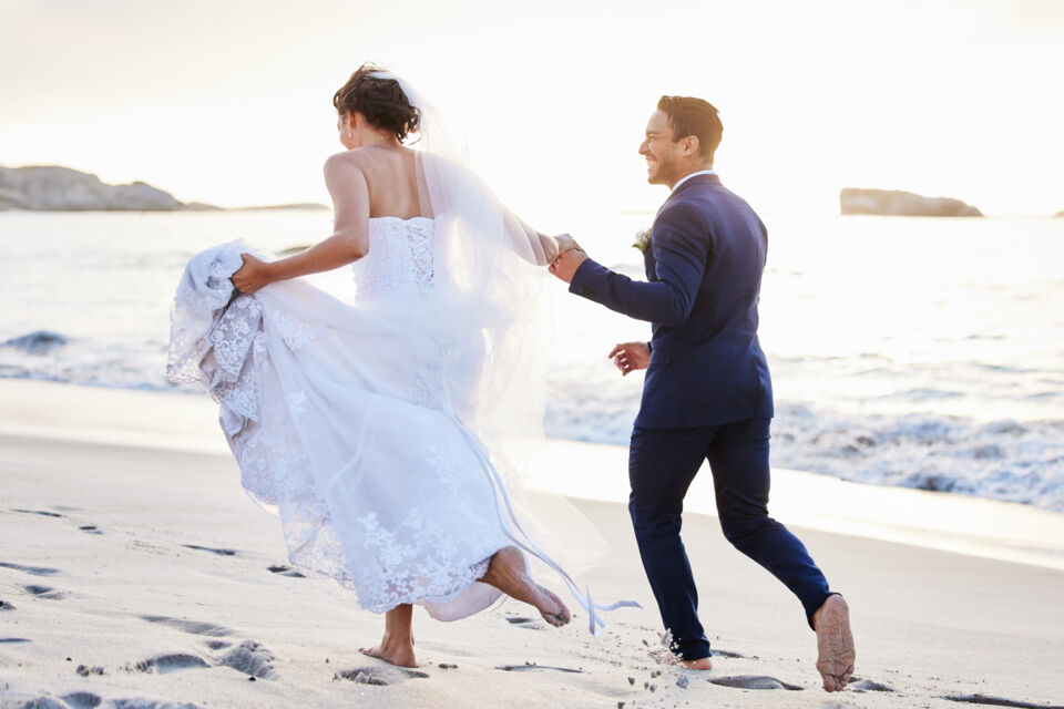 Adobe Stock - Photo d'illustration - Que les raisons soient familiales, écologiques, budgétaires ou autres, force est de constater que les fiancés d’aujourd’hui prennent des libertés nouvelles en matière d'organisation de leur grand jour.