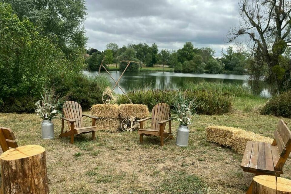 ABC Salles - Envie d'une échappatoire dans la nature ? L'Etat Nature vous attend et vous propose, à vous et vos convives, des animations qui rythmeront vos temps forts : spa, canoé-kayak ou encore vélo.