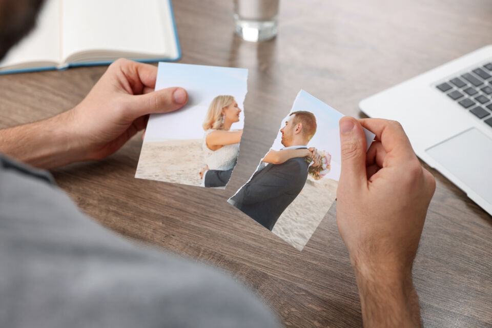 Adobe Stock - Après la perte d'un conjoint, il est essentiel de se donner à soi-même le temps et l'espace pour faire son deuil.
