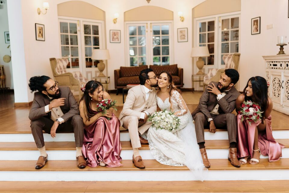  Pexels – Photo d’illustration - Amis ou membres de la famille des futurs époux, les demoiselles et garçons d’honneur sont des proches de confiance à qui sont attribués des missions importantes pour le mariage.
