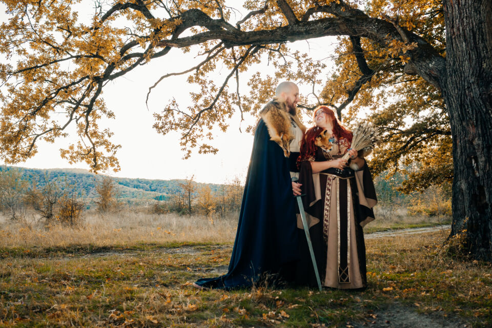 Adobe Stock - Photo d'illustration - Romantique dans l'imaginaire collectif, la période médiévale peut inspirer les mariés d'aujourd'hui.
